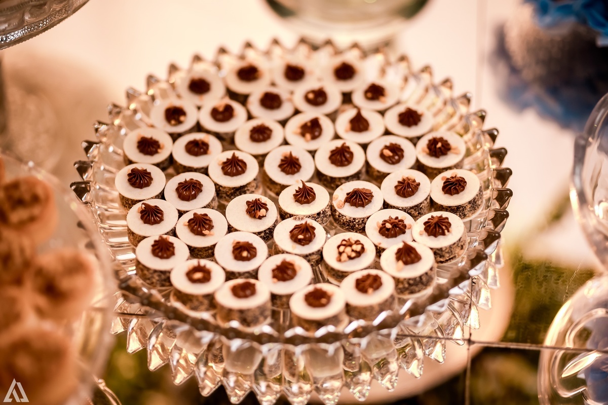 Wedding Casamento Buffet Making Off Decoração Cerimonialista Fotógrafo Vestido Noiva Noivo Camila Hoffmann Cerimonial Elimeire Assessoria de Evento Dani Vidal Vila Nova La Belle Maison Lena Buffet Casarão Penedo Diva Buffet Buquê Resende Penedo 