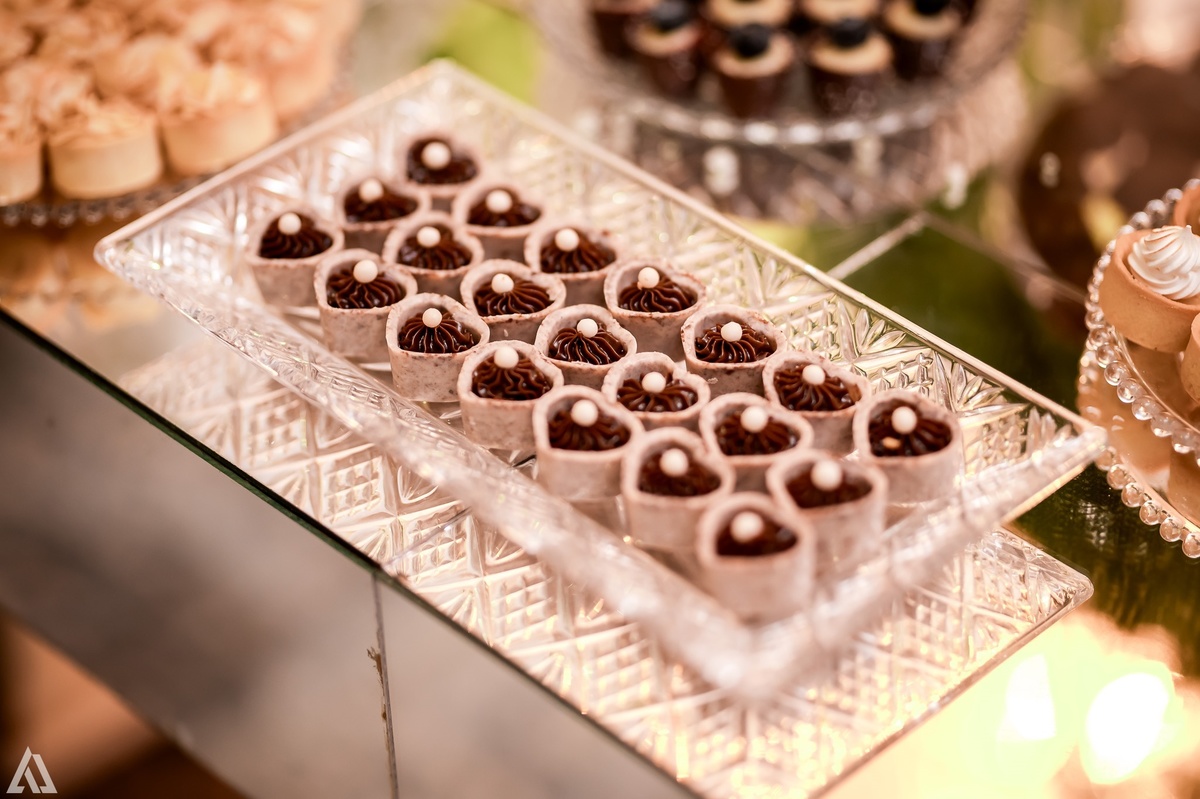 Wedding Casamento Buffet Making Off Decoração Cerimonialista Fotógrafo Vestido Noiva Noivo Camila Hoffmann Cerimonial Elimeire Assessoria de Evento Dani Vidal Vila Nova La Belle Maison Lena Buffet Casarão Penedo Diva Buffet Buquê Resende Penedo 