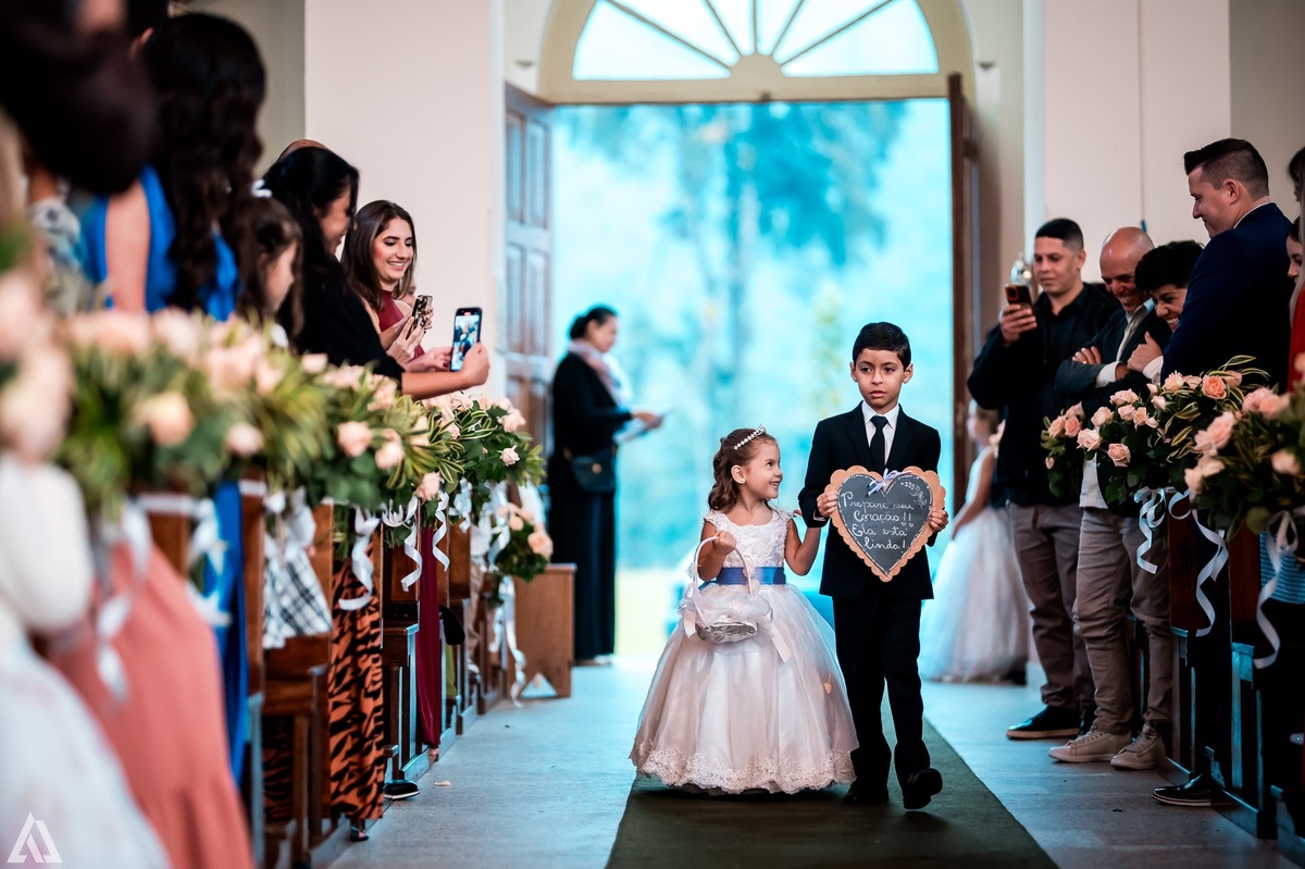 Wedding Casamento Buffet Making Off Decoração Cerimonialista Fotógrafo Vestido Noiva Noivo Camila Hoffmann Cerimonial Elimeire Assessoria de Evento Dani Vidal Vila Nova La Belle Maison Lena Buffet Casarão Penedo Diva Buffet Buquê Resende Penedo 