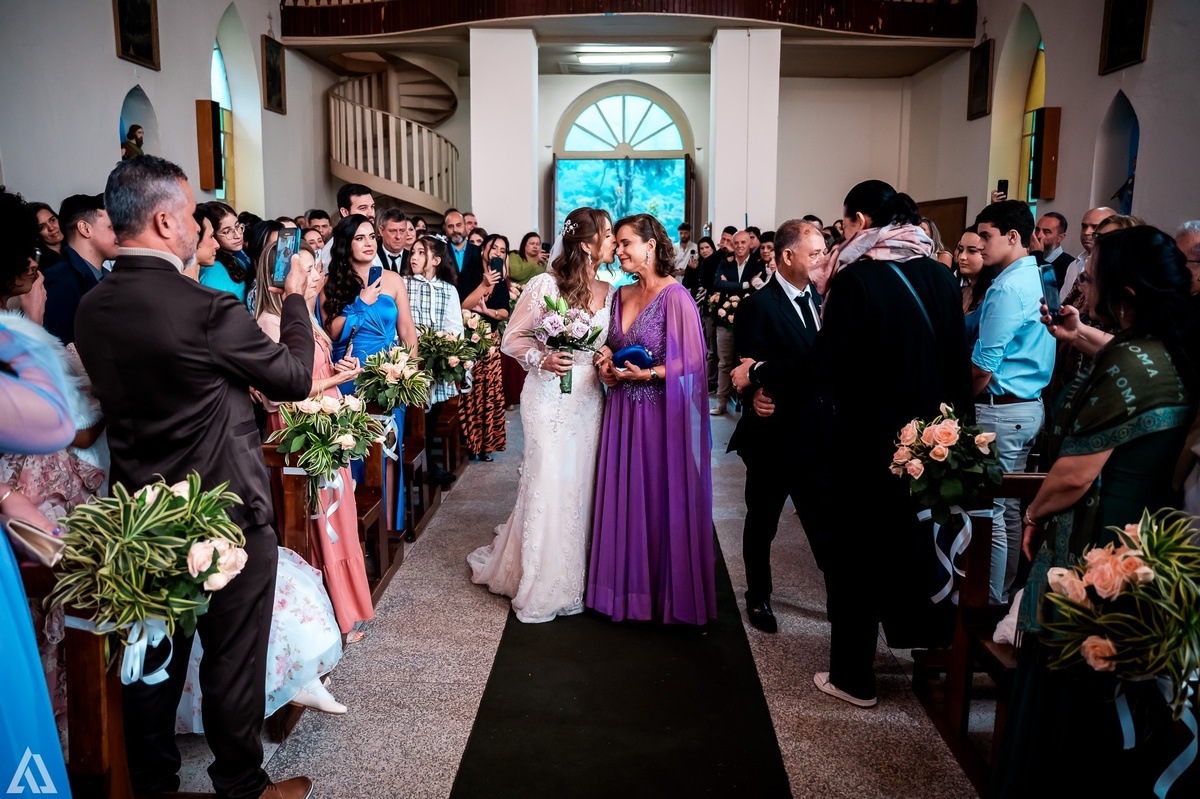 Wedding Casamento Buffet Making Off Decoração Cerimonialista Fotógrafo Vestido Noiva Noivo Camila Hoffmann Cerimonial Elimeire Assessoria de Evento Dani Vidal Vila Nova La Belle Maison Lena Buffet Casarão Penedo Diva Buffet Buquê Resende Penedo 