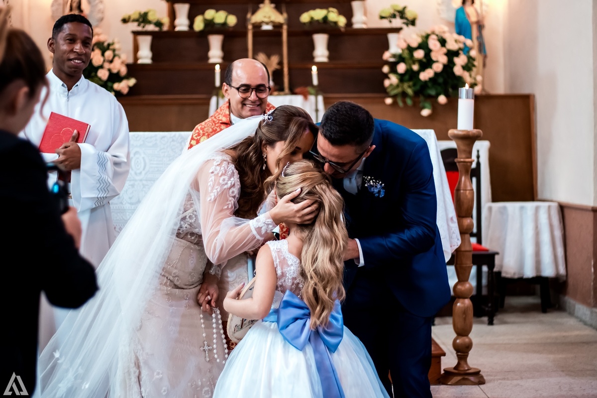 Wedding Casamento Buffet Making Off Decoração Cerimonialista Fotógrafo Vestido Noiva Noivo Camila Hoffmann Cerimonial Elimeire Assessoria de Evento Dani Vidal Vila Nova La Belle Maison Lena Buffet Casarão Penedo Diva Buffet Buquê Resende Penedo 