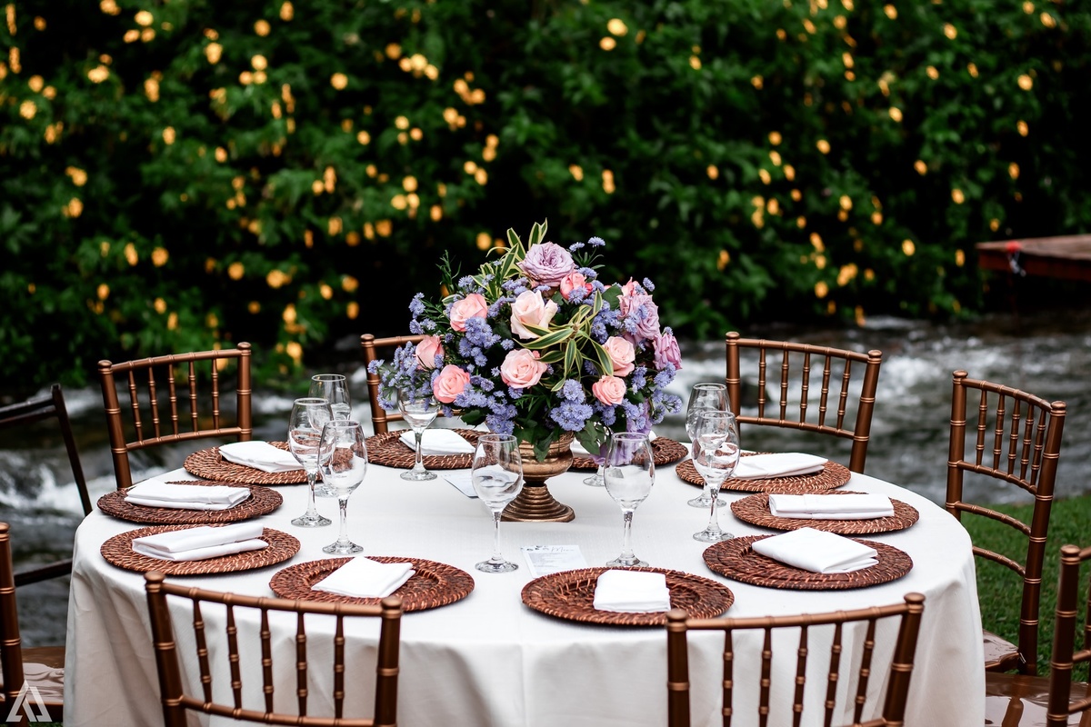 Wedding Casamento Buffet Making Off Decoração Cerimonialista Fotógrafo Vestido Noiva Noivo Camila Hoffmann Cerimonial Elimeire Assessoria de Evento Dani Vidal Vila Nova La Belle Maison Lena Buffet Casarão Penedo Diva Buffet Buquê Resende Penedo 