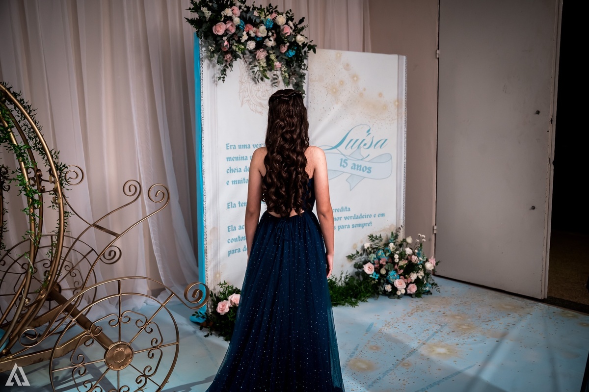 Ensaio Festa Book Teen Debutante 15 Anos Alex Jardim Fotografia Fotógrafo Makink Off Resende Itatiaia Penedo Porto Real Quatis Barra Mansa Volta Redonda Lena Buffet La Belle Maison Estela Dani Vidal Elimeire Laurino Camila Hoffmann Cerimonial Maquiadora