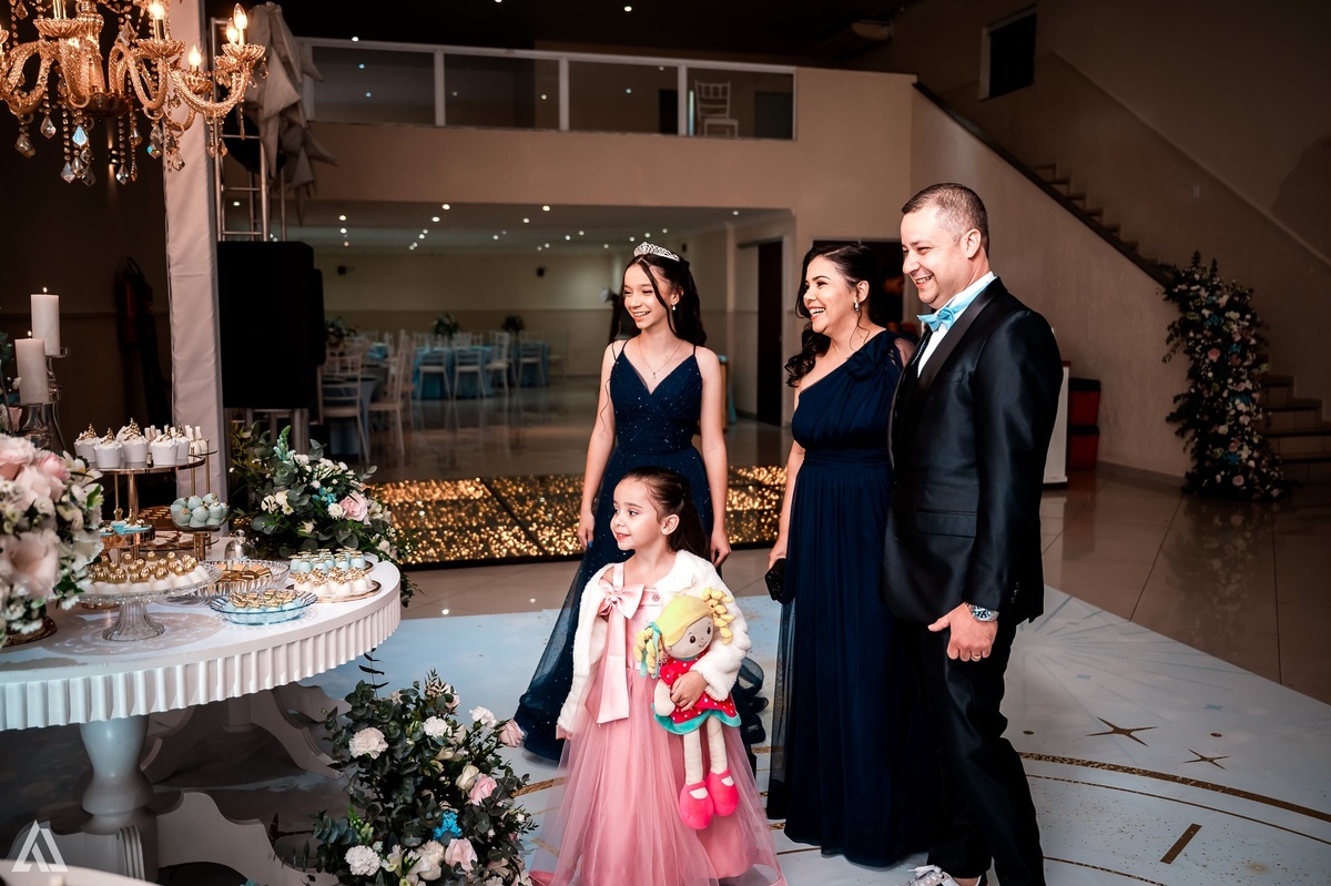 Ensaio Festa Book Teen Debutante 15 Anos Alex Jardim Fotografia Fotógrafo Makink Off Resende Itatiaia Penedo Porto Real Quatis Barra Mansa Volta Redonda Lena Buffet La Belle Maison Estela Dani Vidal Elimeire Laurino Camila Hoffmann Cerimonial Maquiadora