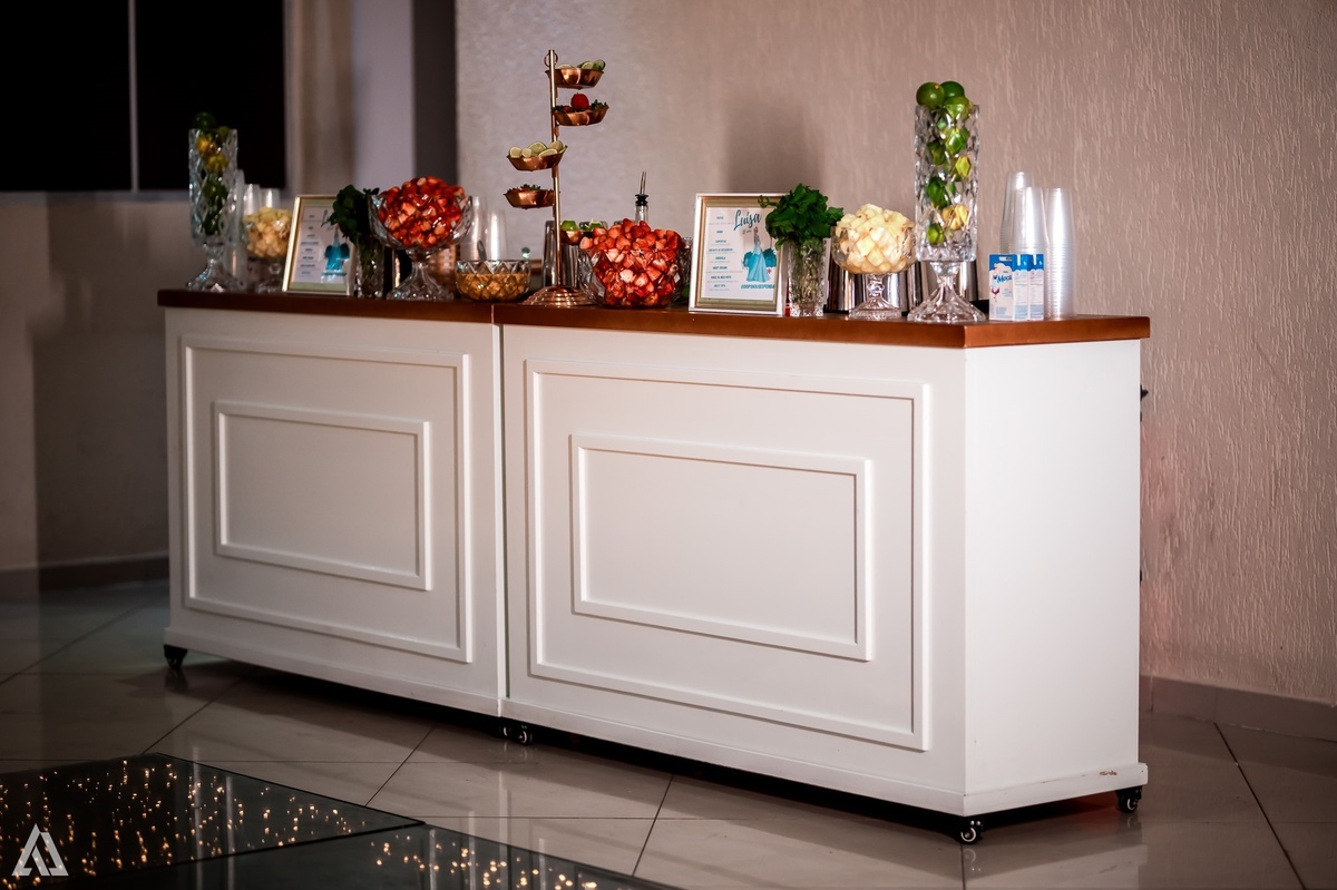 Ensaio Festa Book Teen Debutante 15 Anos Alex Jardim Fotografia Fotógrafo Makink Off Resende Itatiaia Penedo Porto Real Quatis Barra Mansa Volta Redonda Lena Buffet La Belle Maison Estela Dani Vidal Elimeire Laurino Camila Hoffmann Cerimonial Maquiadora