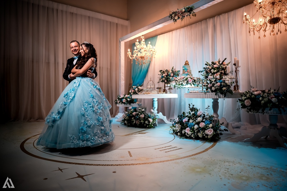 Ensaio Festa Book Teen Debutante 15 Anos Alex Jardim Fotografia Fotógrafo Makink Off Resende Itatiaia Penedo Porto Real Quatis Barra Mansa Volta Redonda Lena Buffet La Belle Maison Estela Dani Vidal Elimeire Laurino Camila Hoffmann Cerimonial Maquiadora