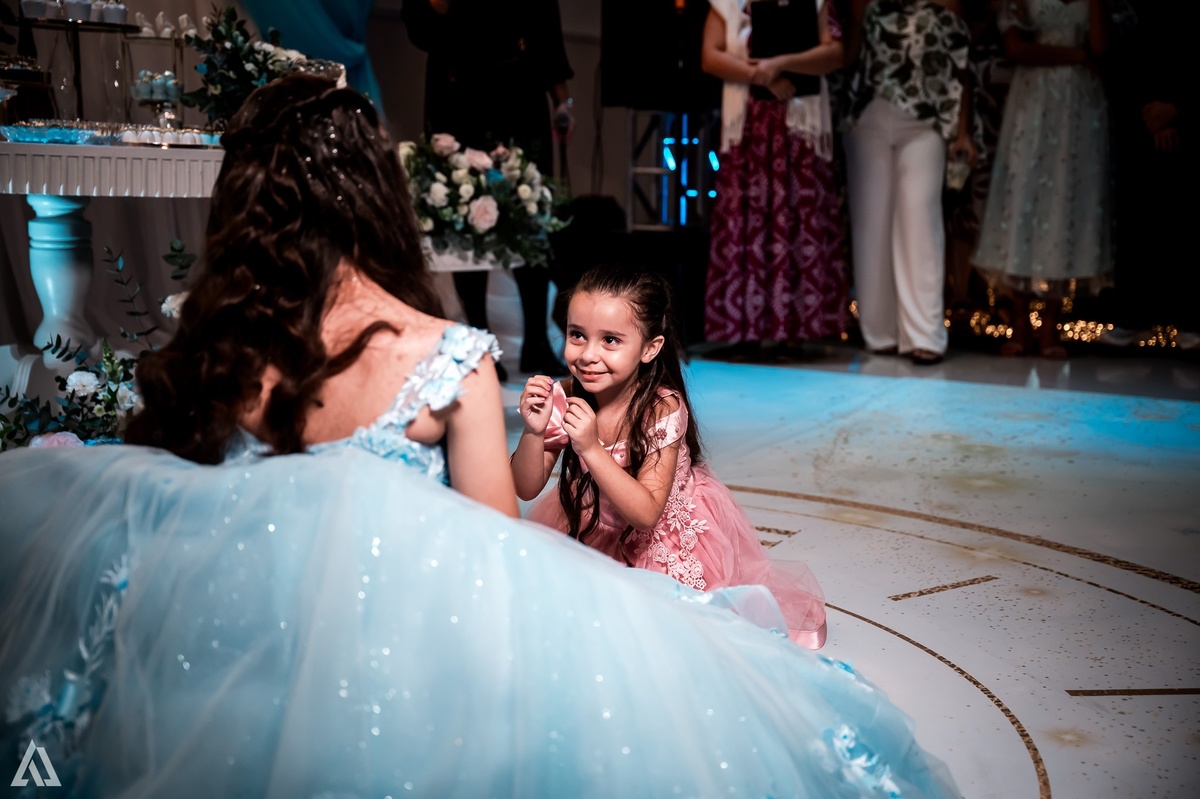Ensaio Festa Book Teen Debutante 15 Anos Alex Jardim Fotografia Fotógrafo Makink Off Resende Itatiaia Penedo Porto Real Quatis Barra Mansa Volta Redonda Lena Buffet La Belle Maison Estela Dani Vidal Elimeire Laurino Camila Hoffmann Cerimonial Maquiadora