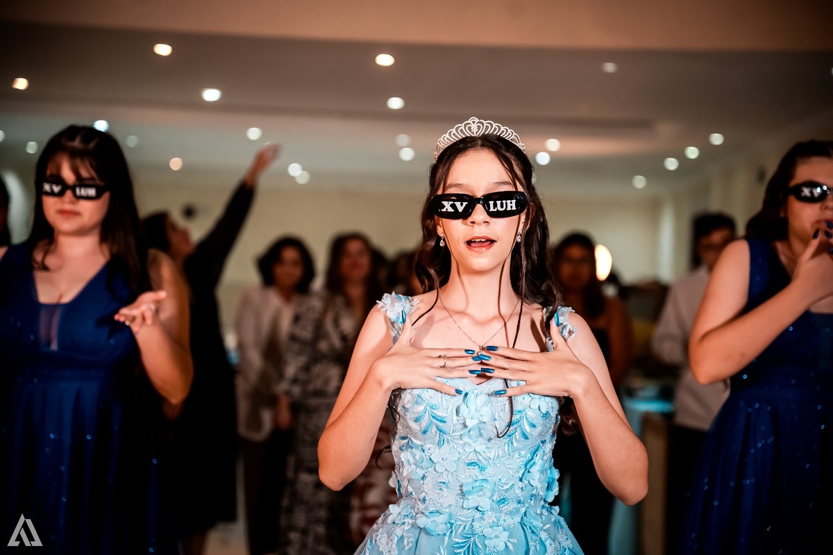 Ensaio Festa Book Teen Debutante 15 Anos Alex Jardim Fotografia Fotógrafo Makink Off Resende Itatiaia Penedo Porto Real Quatis Barra Mansa Volta Redonda Lena Buffet La Belle Maison Estela Dani Vidal Elimeire Laurino Camila Hoffmann Cerimonial Maquiadora