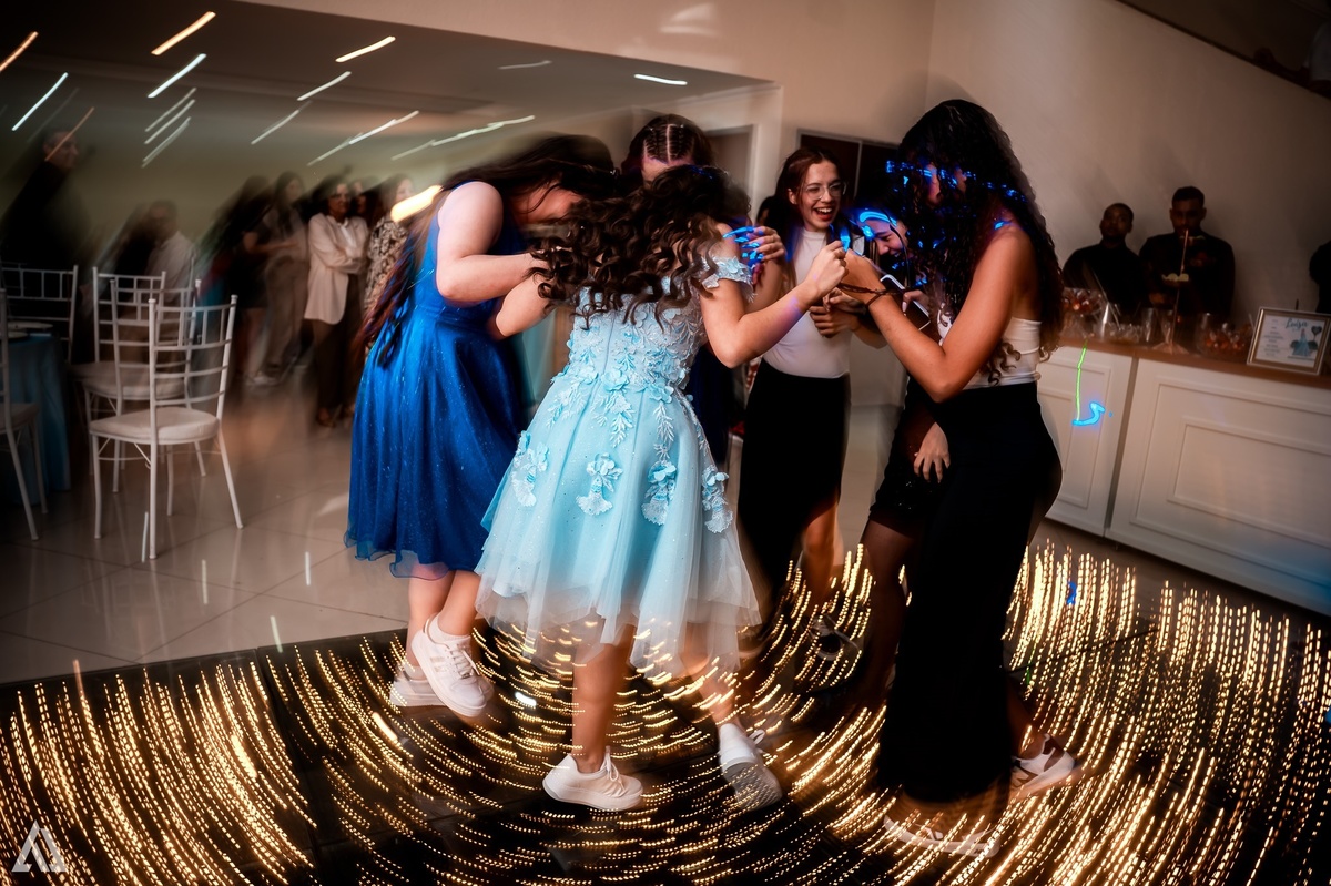 Ensaio Festa Book Teen Debutante 15 Anos Alex Jardim Fotografia Fotógrafo Makink Off Resende Itatiaia Penedo Porto Real Quatis Barra Mansa Volta Redonda Lena Buffet La Belle Maison Estela Dani Vidal Elimeire Laurino Camila Hoffmann Cerimonial Maquiadora