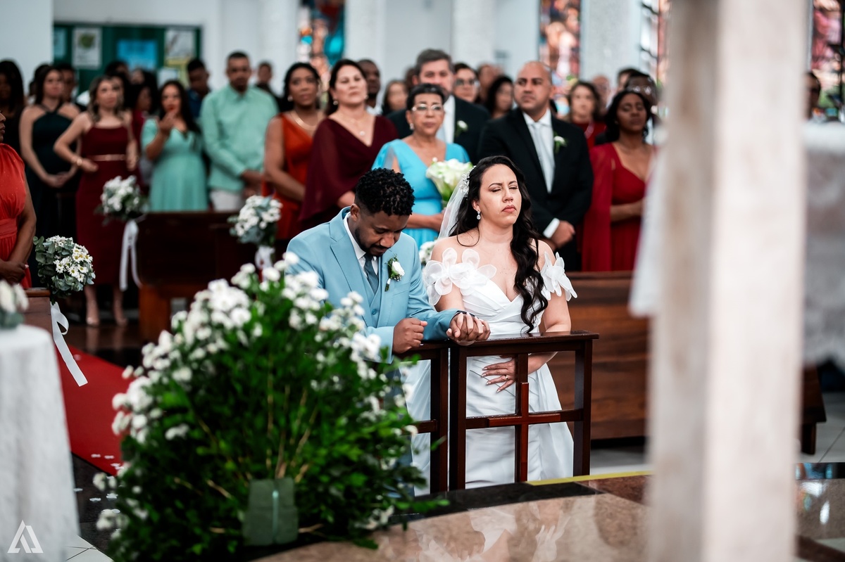 Wedding Casamento Buffet Making Off Decoração Cerimonialista Fotógrafo Vestido Noiva Noivo Camila Hoffmann Cerimonial Elimeire Assessoria de Evento Dani Vidal Vila Nova La Belle Maison Lena Buffet Casarão Penedo Diva Buffet Buquê Resende Penedo 