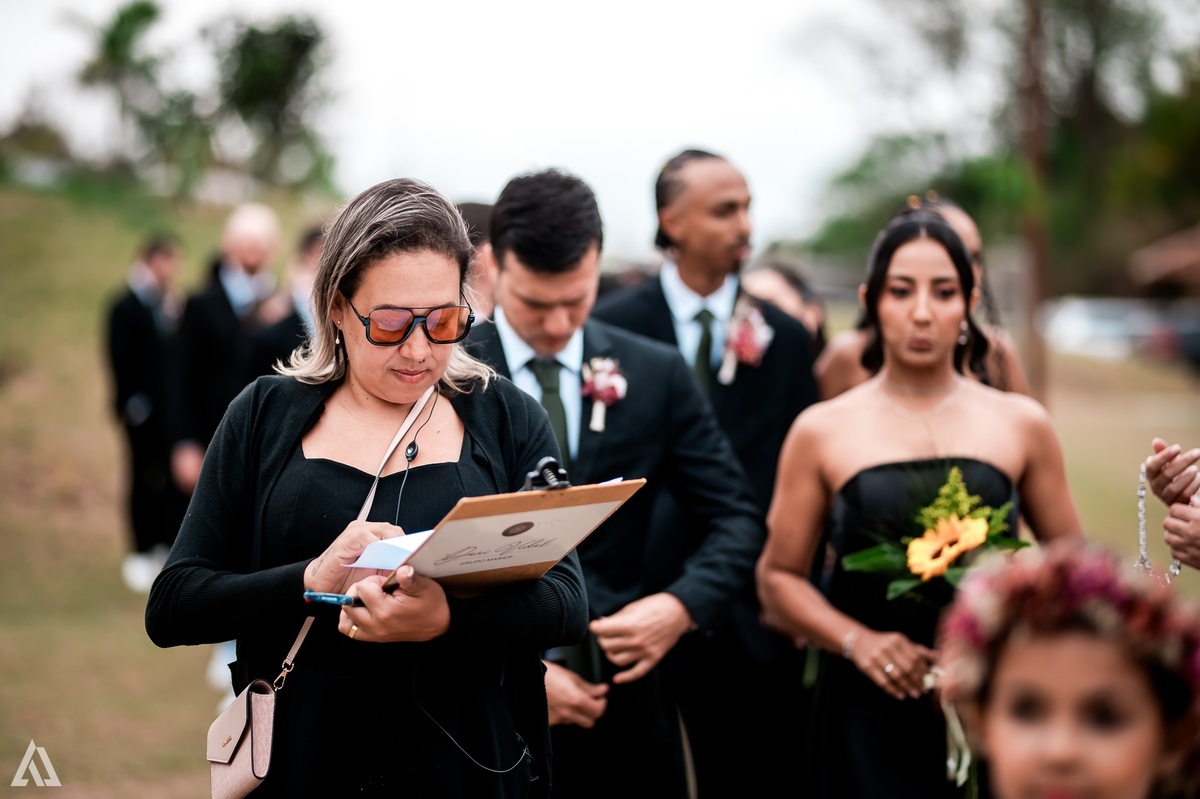 Wedding Casamento Buffet Making Off Decoração Cerimonialista Fotógrafo Vestido Noiva Noivo Camila Hoffmann Alicia Dani Vidal Vila Nova La Belle Maison Lena Buffet Diva Buffet Buquê Resende Penedo LGBT Casamento Homo afetivo Gay Lésbica
