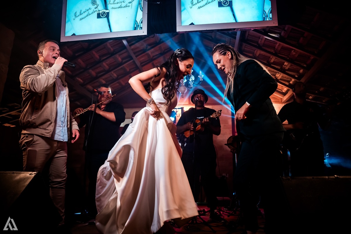 Wedding Casamento Buffet Making Off Decoração Cerimonialista Fotógrafo Vestido Noiva Noivo Camila Hoffmann Alicia Dani Vidal Vila Nova La Belle Maison Lena Buffet Diva Buffet Buquê Resende Penedo LGBT Casamento Homo afetivo Gay Lésbica