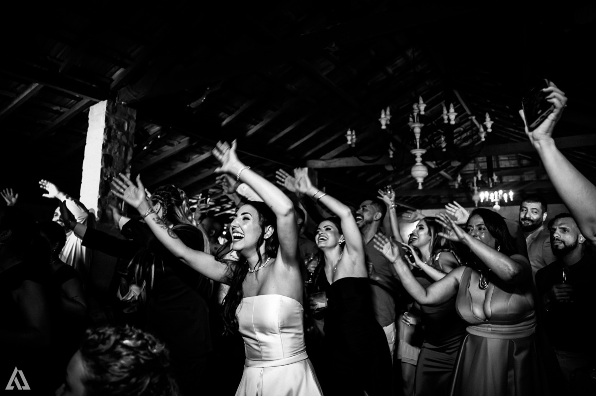 Wedding Casamento Buffet Making Off Decoração Cerimonialista Fotógrafo Vestido Noiva Noivo Camila Hoffmann Alicia Dani Vidal Vila Nova La Belle Maison Lena Buffet Diva Buffet Buquê Resende Penedo LGBT Casamento Homo afetivo Gay Lésbica