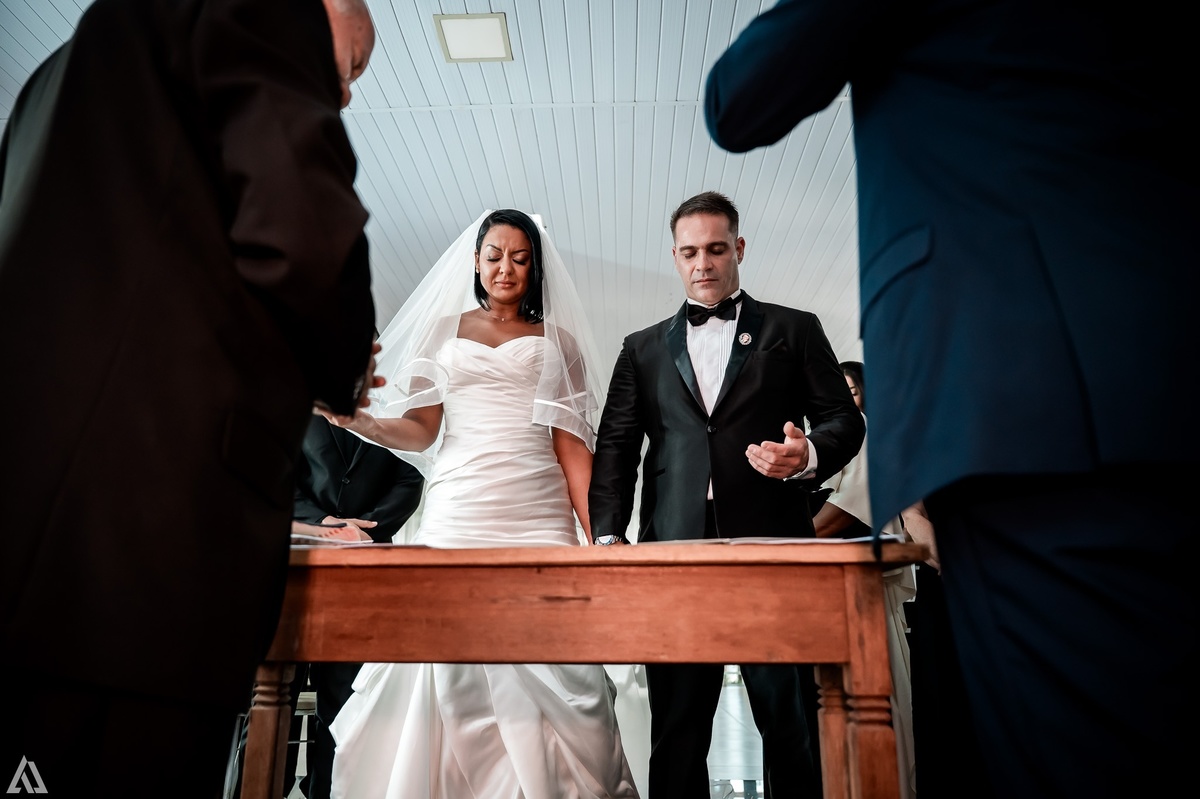 Wedding Casamento Buffet Making Off Decoração Cerimonialista Fotógrafo Vestido Noiva Noivo Camila Hoffmann Cerimonial Elimeire Assessoria de Evento Dani Vidal Vila Nova La Belle Maison Lena Buffet Casarão Penedo Diva Buffet Buquê Resende Penedo 