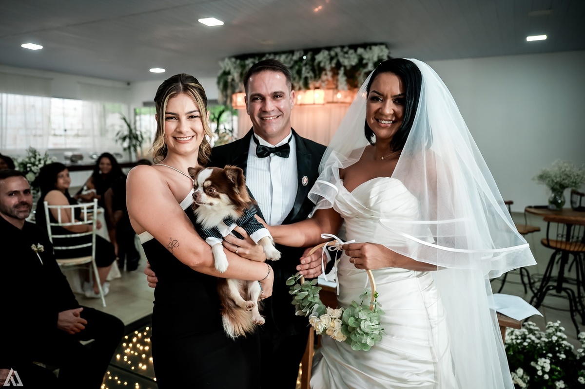 Wedding Casamento Buffet Making Off Decoração Cerimonialista Fotógrafo Vestido Noiva Noivo Camila Hoffmann Cerimonial Elimeire Assessoria de Evento Dani Vidal Vila Nova La Belle Maison Lena Buffet Casarão Penedo Diva Buffet Buquê Resende Penedo 