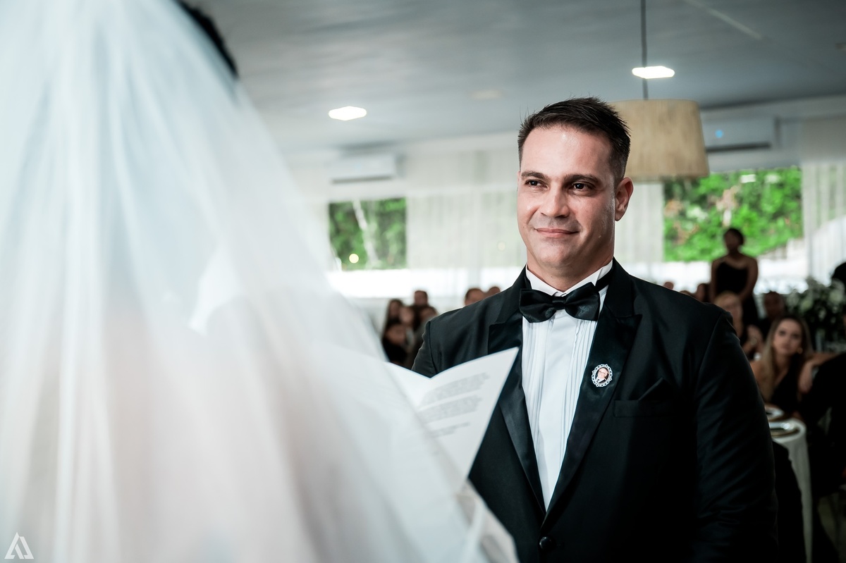 Wedding Casamento Buffet Making Off Decoração Cerimonialista Fotógrafo Vestido Noiva Noivo Camila Hoffmann Cerimonial Elimeire Assessoria de Evento Dani Vidal Vila Nova La Belle Maison Lena Buffet Casarão Penedo Diva Buffet Buquê Resende Penedo 