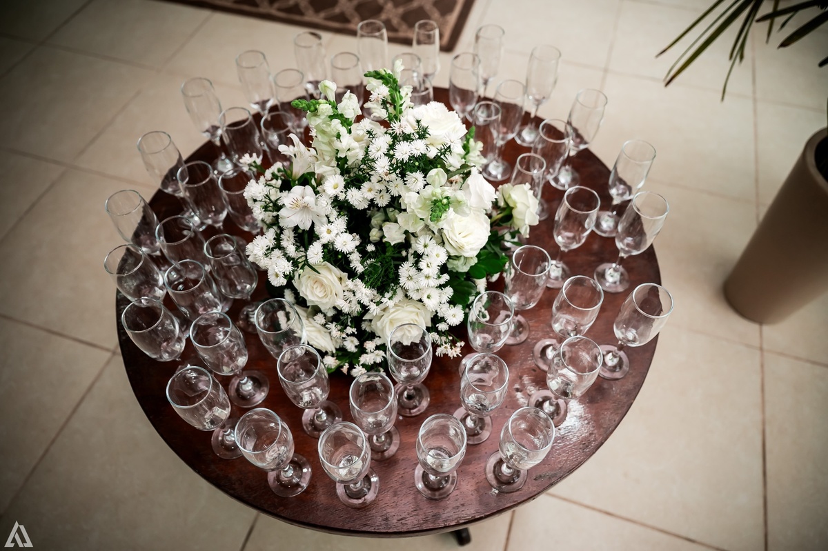 Wedding Casamento Buffet Making Off Decoração Cerimonialista Fotógrafo Vestido Noiva Noivo Camila Hoffmann Cerimonial Elimeire Assessoria de Evento Dani Vidal Vila Nova La Belle Maison Lena Buffet Casarão Penedo Diva Buffet Buquê Resende Penedo 