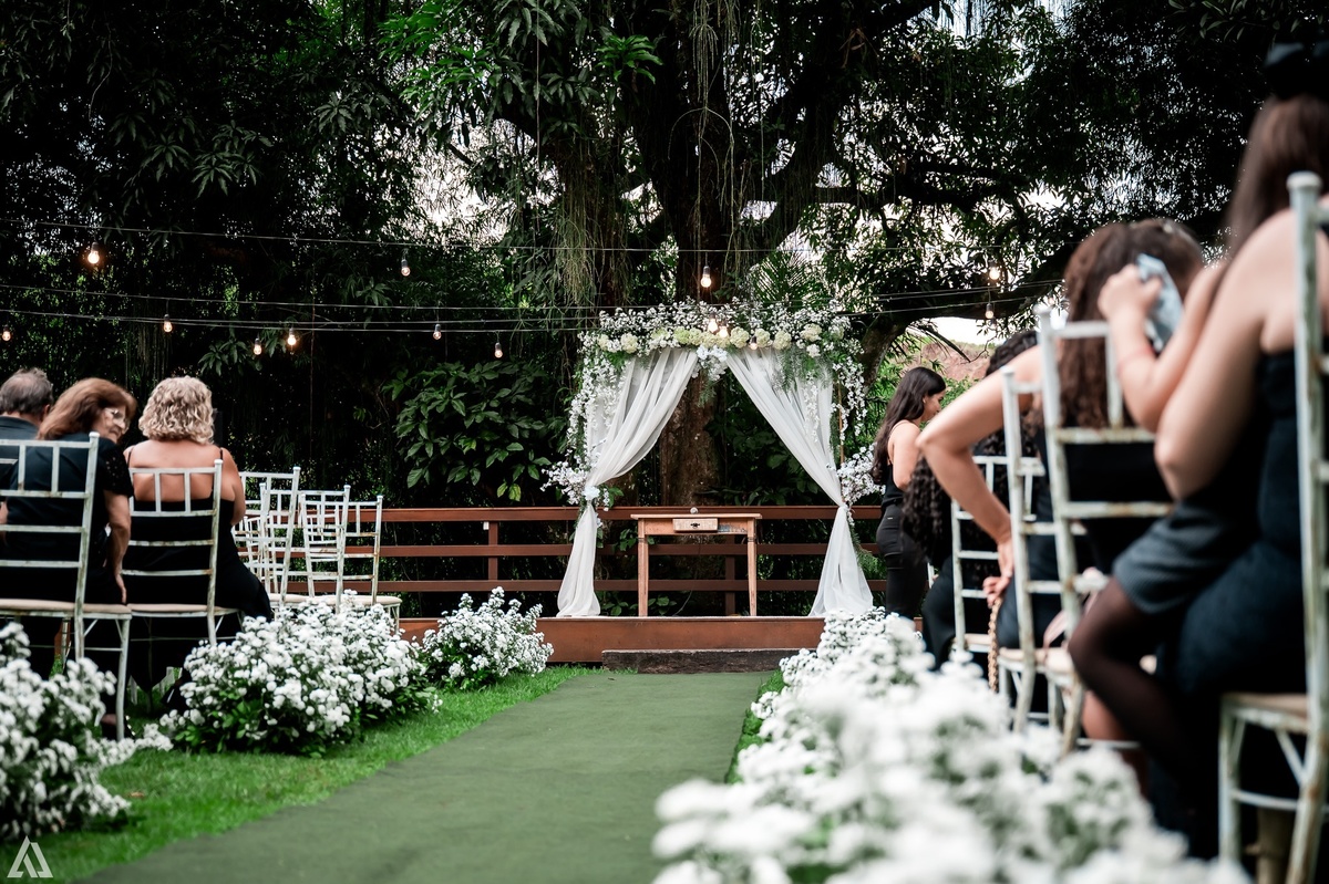 Wedding Casamento Buffet Making Off Decoração Cerimonialista Fotógrafo Vestido Noiva Noivo Camila Hoffmann Cerimonial Elimeire Assessoria de Evento Dani Vidal Vila Nova La Belle Maison Lena Buffet Casarão Penedo Diva Buffet Buquê Resende Penedo 