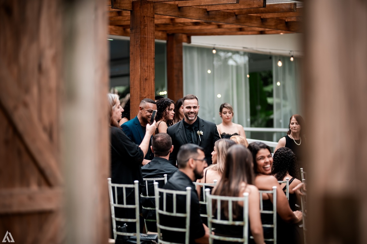 Wedding Casamento Buffet Making Off Decoração Cerimonialista Fotógrafo Vestido Noiva Noivo Camila Hoffmann Cerimonial Elimeire Assessoria de Evento Dani Vidal Vila Nova La Belle Maison Lena Buffet Casarão Penedo Diva Buffet Buquê Resende Penedo 