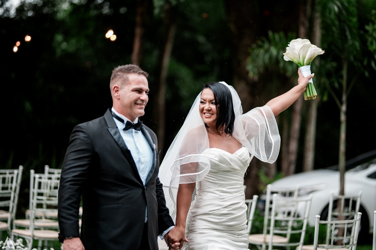 Wedding Casamento Buffet Making Off Decoração Cerimonialista Fotógrafo Vestido Noiva Noivo Camila Hoffmann Cerimonial Elimeire Assessoria de Evento Dani Vidal Vila Nova La Belle Maison Lena Buffet Casarão Penedo Diva Buffet Buquê Resende Penedo 