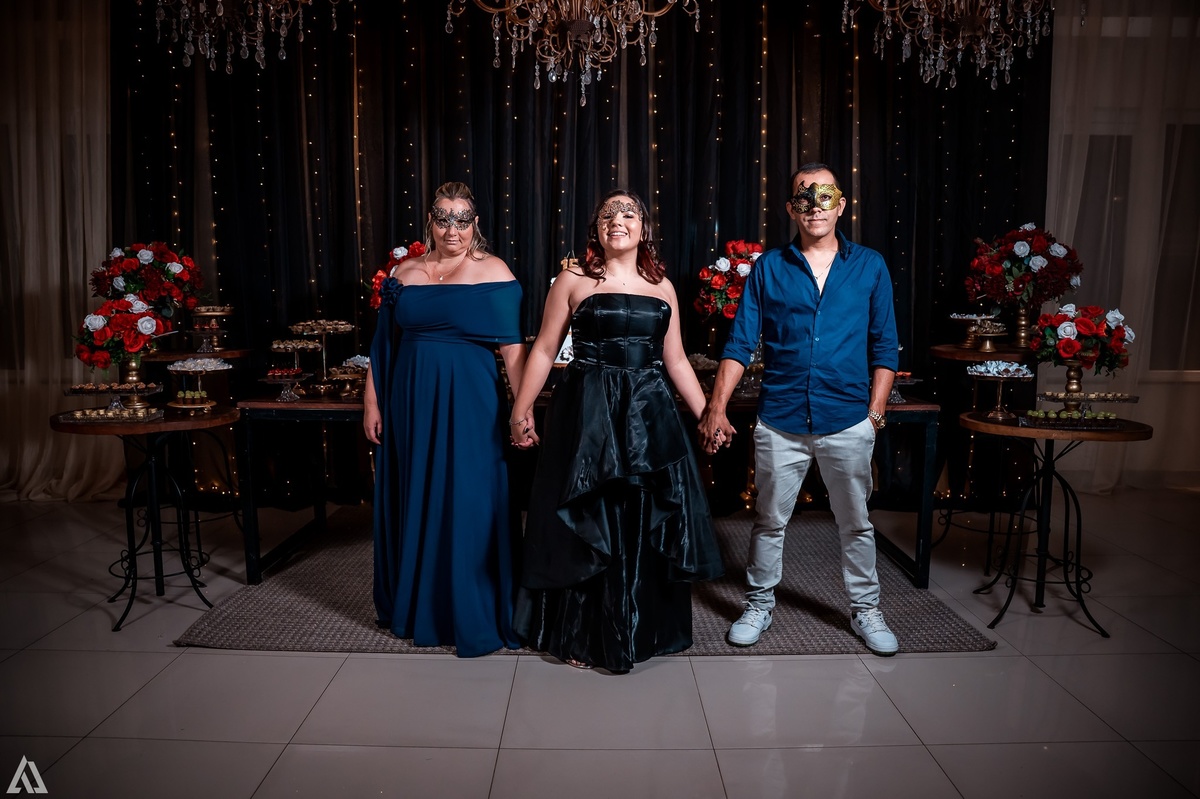 Ensaio Festa Book Teen Debutante 15 Anos Alex Jardim Fotografia Fotógrafo Makink Off Resende Itatiaia Penedo Porto Real Quatis Barra Mansa Volta Redonda Lena Buffet La Belle Maison Estela Dani Vidal Alicia Oliveira Camila Hoffmann Cerimonial Maquiadora