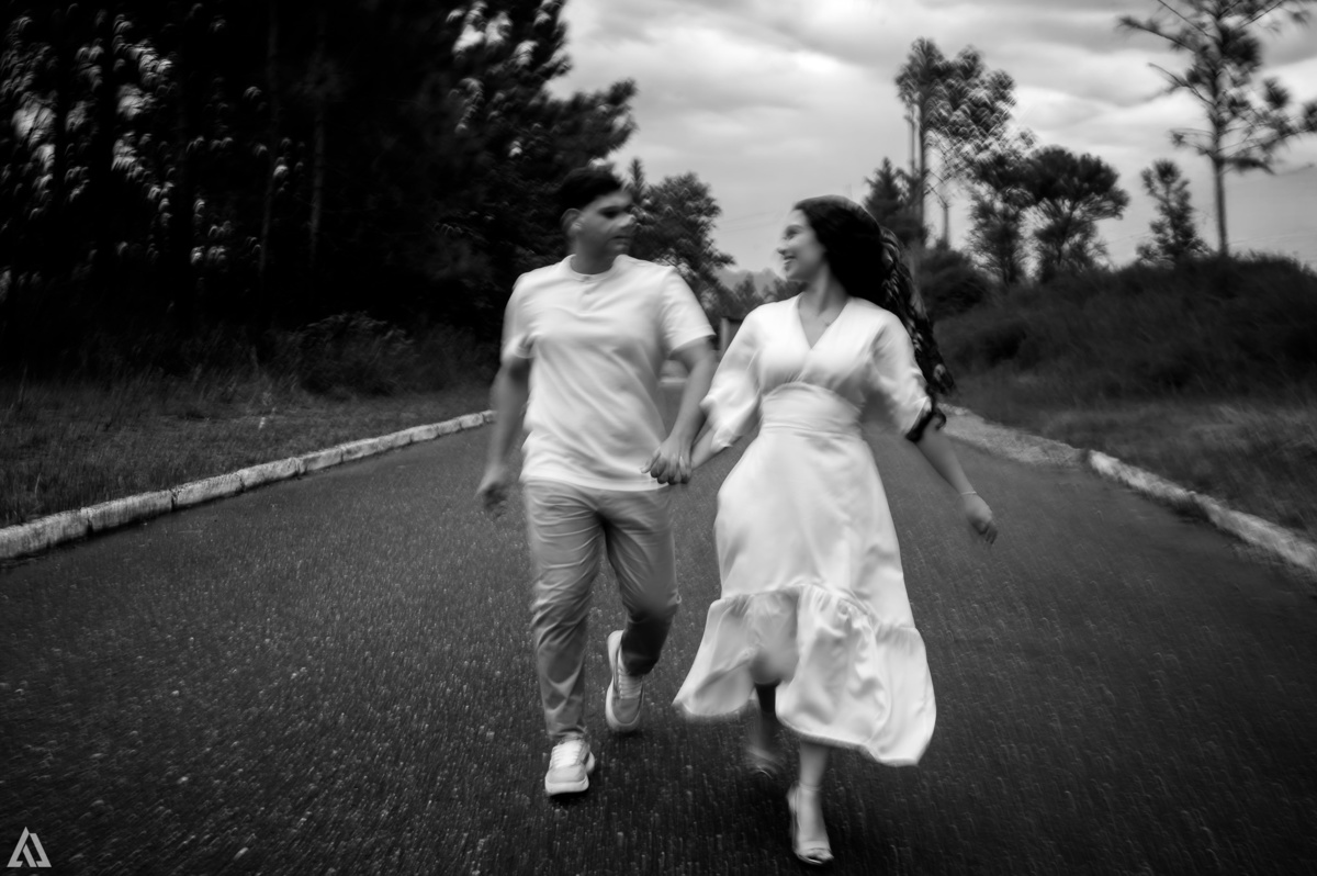 Wedding Casamento Buffet Making Off  Cerimonialista Fotógrafo Vestido Foto Noiva Camila Hoffmann Cerimonial Elimeire Dani Vidal La Belle Maison Lena Buffet Casarão Penedo Diva Buffet Buquê Resende Penedo Itatiaia 