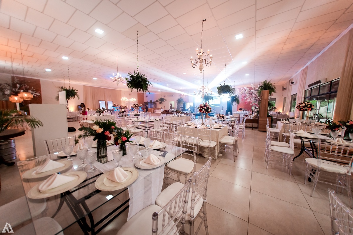 Wedding Casamento Buffet Making Off Decoração Cerimonialista Fotógrafo Vestido Noiva Noivo Camila Hoffmann Cerimonial Elimeire Assessoria de Evento Dani Vidal Vila Nova La Belle Maison Lena Buffet Casarão Penedo Diva Buffet Buquê Resende Penedo 