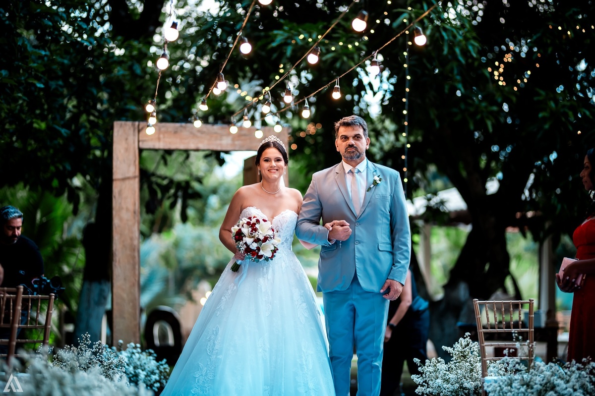 Wedding Casamento Buffet Making Off Decoração Cerimonialista Fotógrafo Vestido Noiva Noivo Camila Hoffmann Cerimonial Elimeire Assessoria de Evento Dani Vidal Vila Nova La Belle Maison Lena Buffet Casarão Penedo Diva Buffet Buquê Resende Penedo 