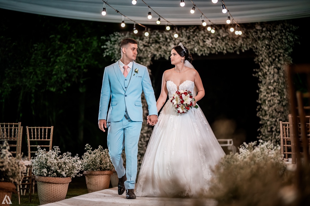 Wedding Casamento Buffet Making Off Decoração Cerimonialista Fotógrafo Vestido Noiva Noivo Camila Hoffmann Cerimonial Elimeire Assessoria de Evento Dani Vidal Vila Nova La Belle Maison Lena Buffet Casarão Penedo Diva Buffet Buquê Resende Penedo 