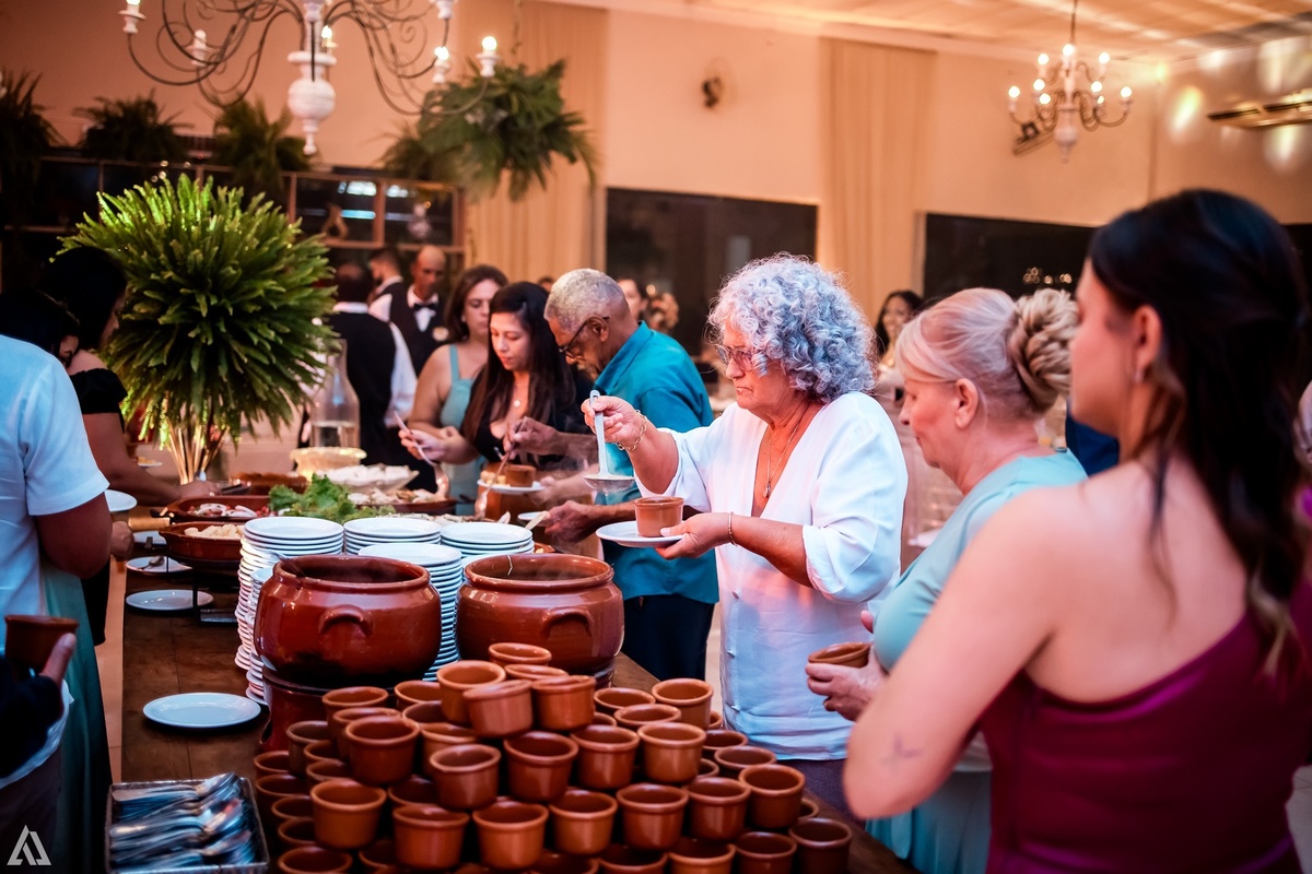 Wedding Casamento Buffet Making Off Decoração Cerimonialista Fotógrafo Vestido Noiva Noivo Camila Hoffmann Cerimonial Elimeire Assessoria de Evento Dani Vidal Vila Nova La Belle Maison Lena Buffet Casarão Penedo Diva Buffet Buquê Resende Penedo 