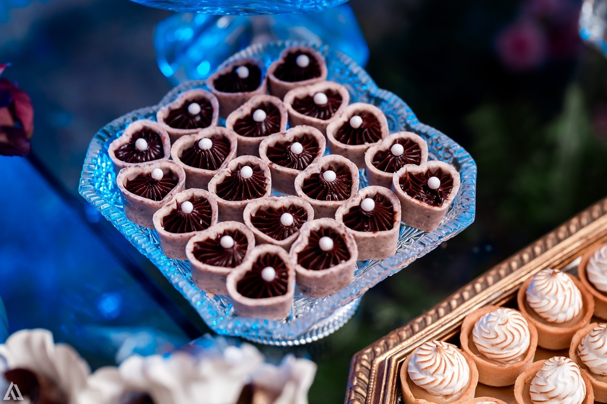 Wedding Casamento Buffet Making Off Decoração Cerimonialista Fotógrafo Vestido Noiva Noivo Camila Hoffmann Cerimonial Elimeire Assessoria de Evento Dani Vidal Vila Nova La Belle Maison Lena Buffet Casarão Penedo Diva Buffet Buquê Resende Penedo 