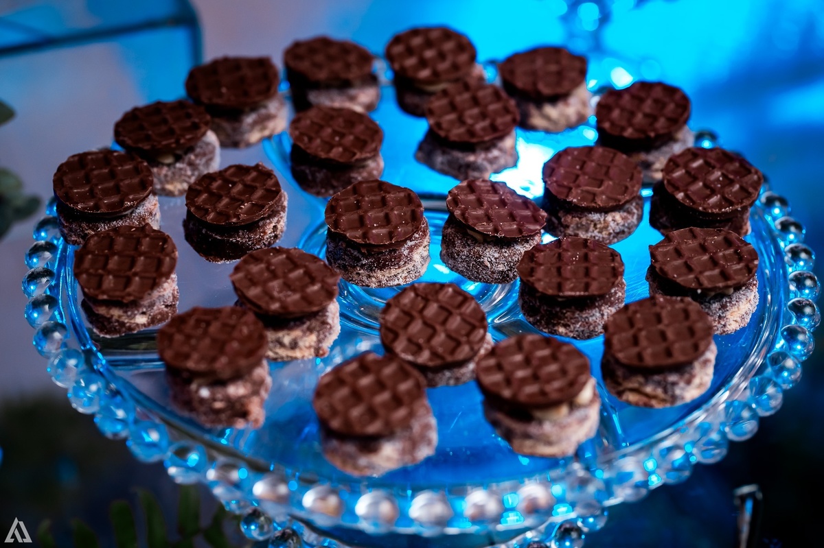 Wedding Casamento Buffet Making Off Decoração Cerimonialista Fotógrafo Vestido Noiva Noivo Camila Hoffmann Cerimonial Elimeire Assessoria de Evento Dani Vidal Vila Nova La Belle Maison Lena Buffet Casarão Penedo Diva Buffet Buquê Resende Penedo 