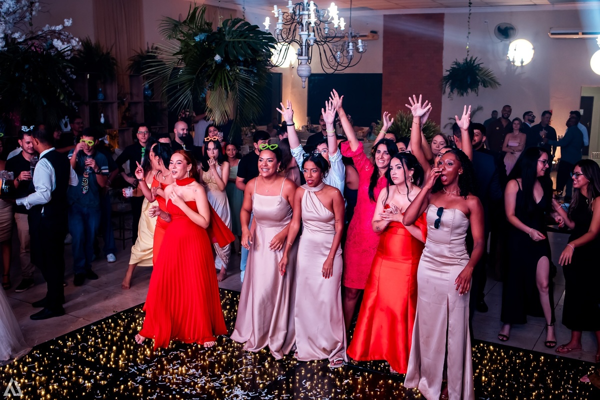 Wedding Casamento Buffet Making Off Decoração Cerimonialista Fotógrafo Vestido Noiva Noivo Camila Hoffmann Cerimonial Elimeire Assessoria de Evento Dani Vidal Vila Nova La Belle Maison Lena Buffet Casarão Penedo Diva Buffet Buquê Resende Penedo 