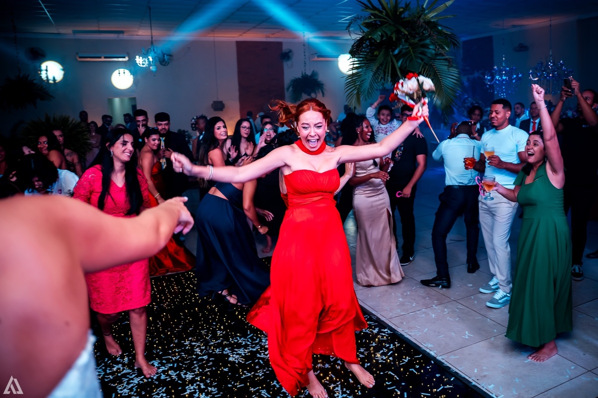 Wedding Casamento Buffet Making Off Decoração Cerimonialista Fotógrafo Vestido Noiva Noivo Camila Hoffmann Cerimonial Elimeire Assessoria de Evento Dani Vidal Vila Nova La Belle Maison Lena Buffet Casarão Penedo Diva Buffet Buquê Resende Penedo 