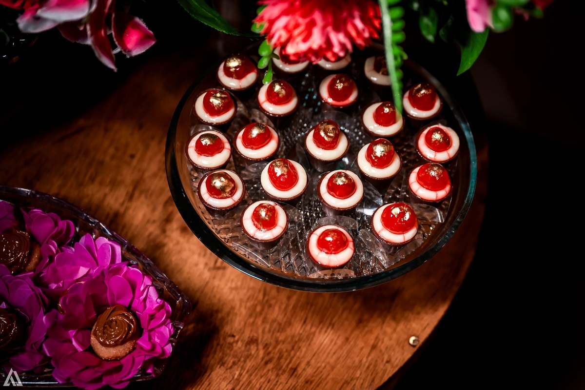 Wedding Casamento Buffet Making Off Decoração Cerimonialista Fotógrafo Vestido Noiva Noivo Camila Hoffmann Cerimonial Elimeire Assessoria de Evento Dani Vidal Vila Nova La Belle Maison Lena Buffet Casarão Penedo Diva Buffet Buquê Resende Penedo 