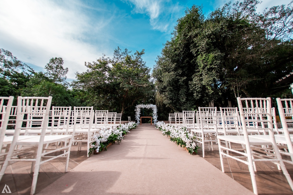 Wedding Casamento Buffet Making Off Decoração Cerimonialista Fotógrafo Vestido Noiva Noivo Camila Hoffmann Cerimonial Elimeire Assessoria de Evento Dani Vidal Vila Nova La Belle Maison Lena Buffet Casarão Penedo Diva Buffet Buquê Resende Penedo 