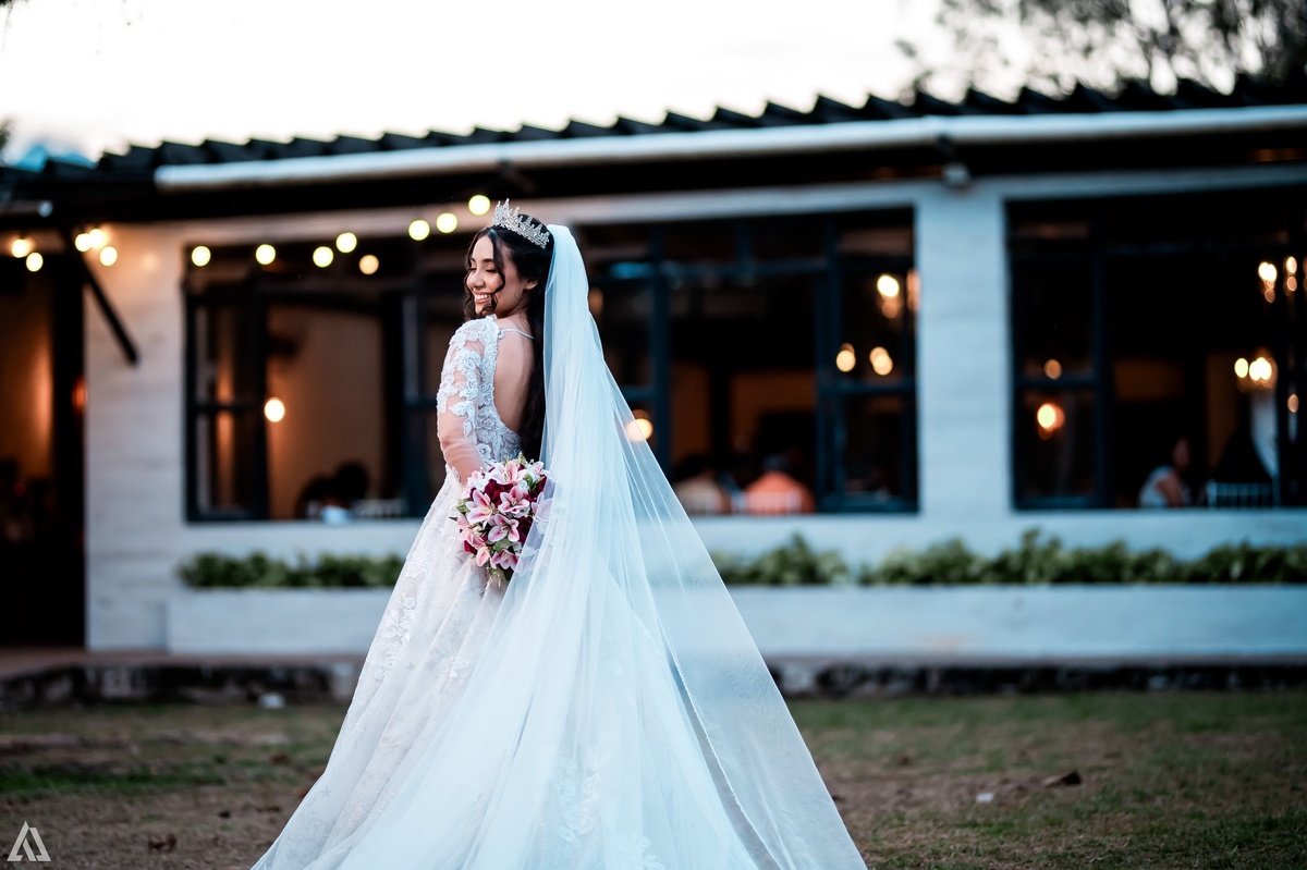 Wedding Casamento Buffet Making Off Decoração Cerimonialista Fotógrafo Vestido Noiva Noivo Camila Hoffmann Cerimonial Elimeire Assessoria de Evento Dani Vidal Vila Nova La Belle Maison Lena Buffet Casarão Penedo Diva Buffet Buquê Resende Penedo 