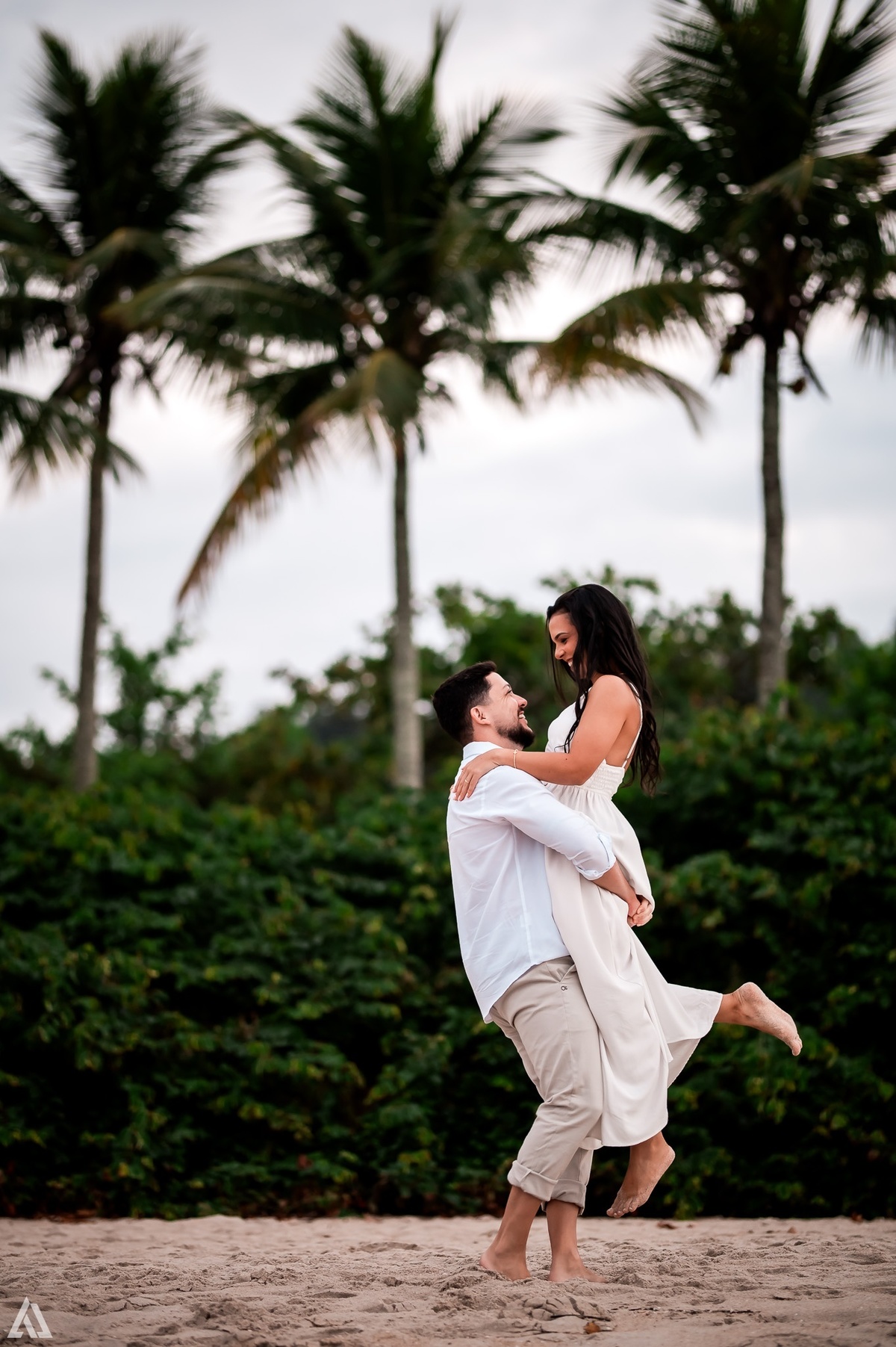 Wedding Casamento Buffet Making Off  Cerimonialista Fotógrafo Vestido Foto Noiva Camila Hoffmann Cerimonial Elimeire Dani Vidal La Belle Maison Lena Buffet Casarão Penedo Diva Buffet Buquê Resende Penedo Itatiaia 