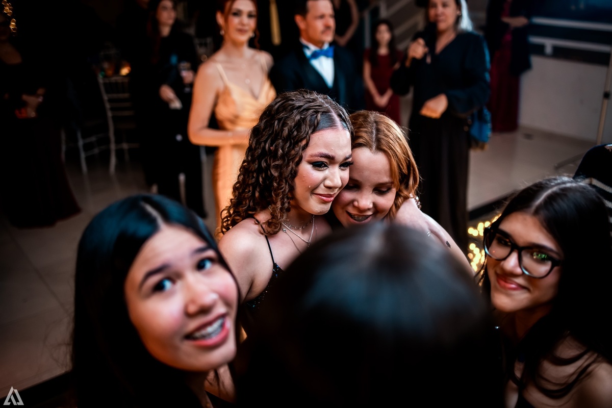 Ensaio Festa Book Teen Debutante 15 Anos Alex Jardim Fotografia Fotógrafo Makink Off Resende Itatiaia Penedo Porto Real Quatis Barra Mansa Volta Redonda Lena Buffet La Belle Maison Estela Dani Vidal Alicia Oliveira Camila Hoffmann Cerimonial Maquiadora