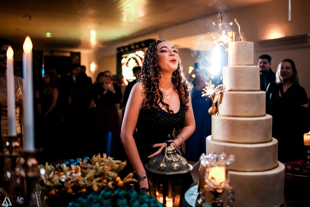 Ensaio Festa Book Teen Debutante 15 Anos Alex Jardim Fotografia Fotógrafo Makink Off Resende Itatiaia Penedo Porto Real Quatis Barra Mansa Volta Redonda Lena Buffet La Belle Maison Estela Dani Vidal Alicia Oliveira Camila Hoffmann Cerimonial Maquiadora