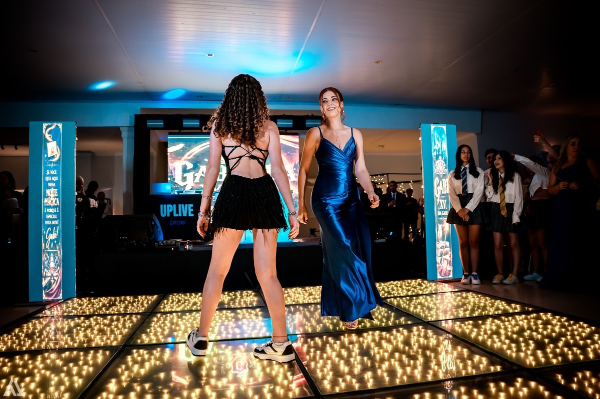 Ensaio Festa Book Teen Debutante 15 Anos Alex Jardim Fotografia Fotógrafo Makink Off Resende Itatiaia Penedo Porto Real Quatis Barra Mansa Volta Redonda Lena Buffet La Belle Maison Estela Dani Vidal Alicia Oliveira Camila Hoffmann Cerimonial Maquiadora