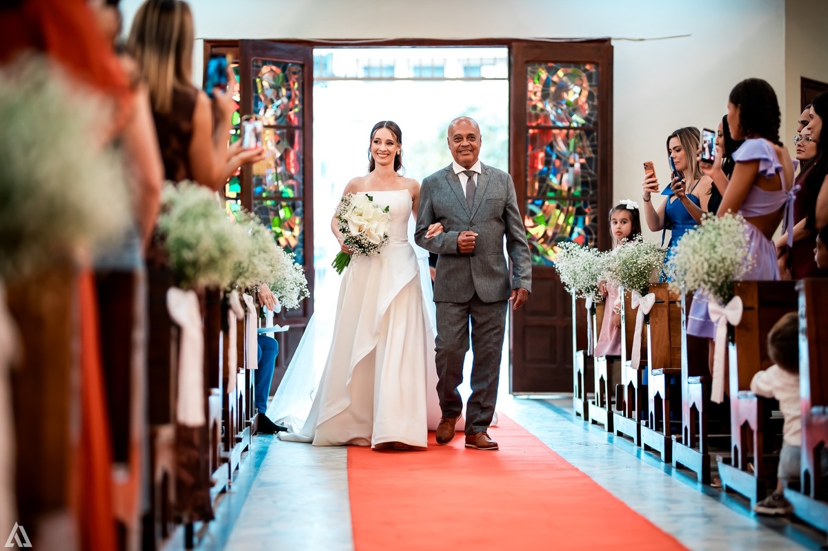 Wedding Casamento Buffet Making Off Decoração Cerimonialista Fotógrafo Vestido Noiva Noivo Camila Hoffmann Cerimonial Elimeire Assessoria de Evento Dani Vidal Vila Nova La Belle Maison Lena Buffet Casarão Penedo Diva Buffet Buquê Resende Penedo 