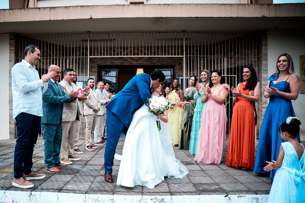 Wedding Casamento Buffet Making Off Decoração Cerimonialista Fotógrafo Vestido Noiva Noivo Camila Hoffmann Cerimonial Elimeire Assessoria de Evento Dani Vidal Vila Nova La Belle Maison Lena Buffet Casarão Penedo Diva Buffet Buquê Resende Penedo 