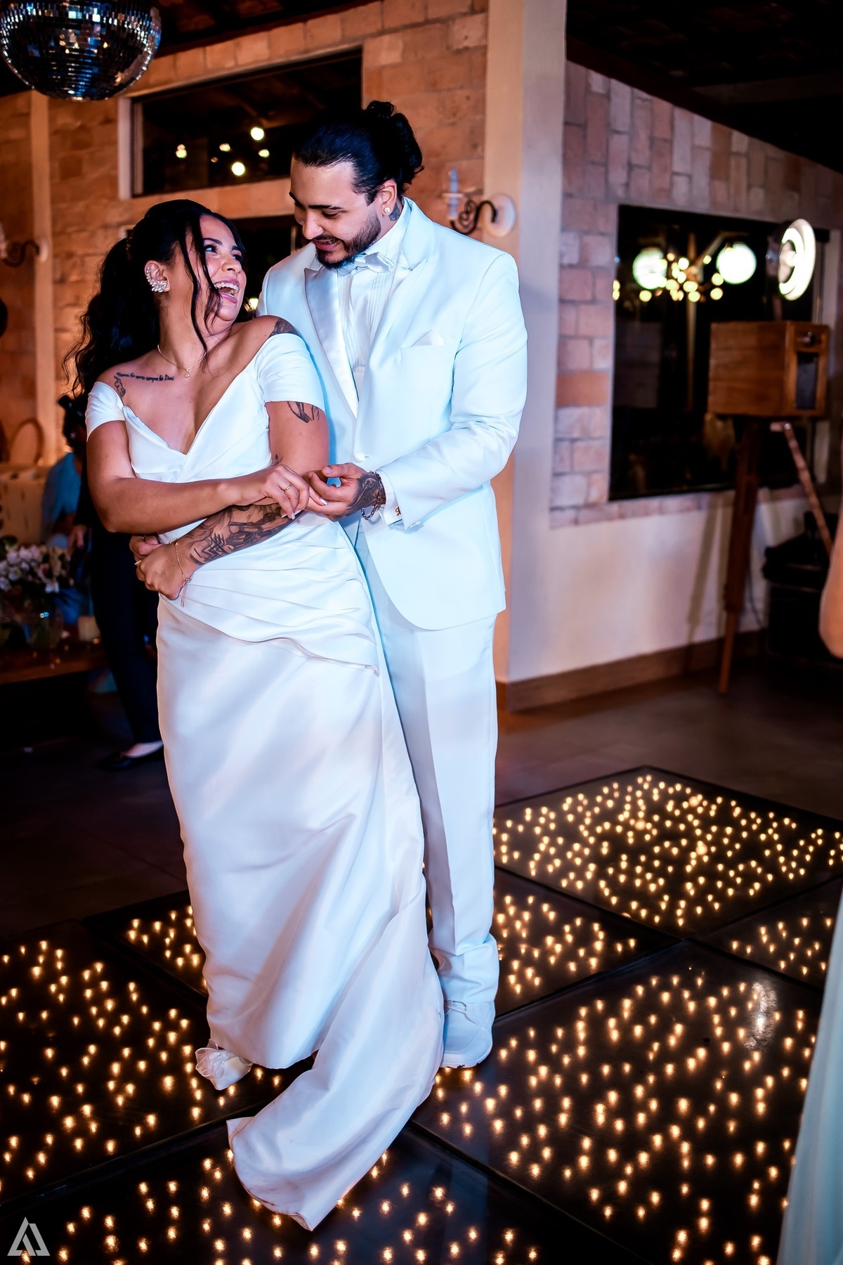 Wedding Casamento Buffet Making Off Decoração Cerimonialista Fotógrafo Vestido Noiva Noivo Camila Hoffmann Cerimonial Elimeire Assessoria de Evento Dani Vidal Vila Nova La Belle Maison Lena Buffet Casarão Penedo Diva Buffet Buquê Resende Penedo 