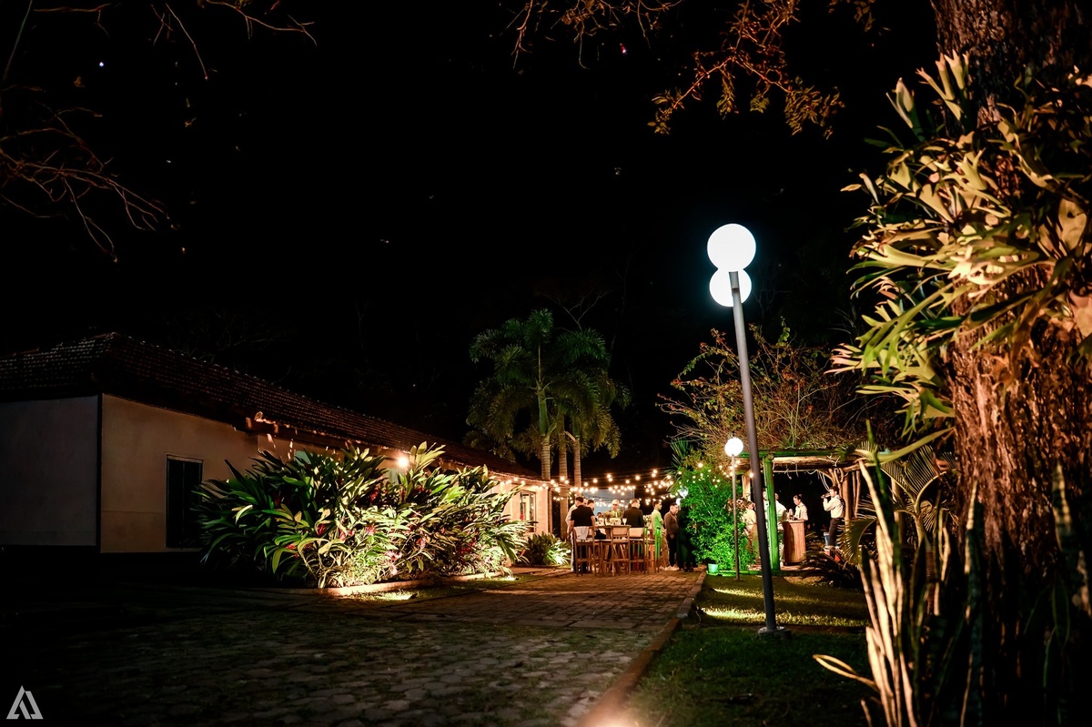 Wedding Casamento Buffet Making Off Decoração Cerimonialista Fotógrafo Vestido Noiva Noivo Camila Hoffmann Cerimonial Elimeire Assessoria de Evento Dani Vidal Vila Nova La Belle Maison Lena Buffet Casarão Penedo Diva Buffet Buquê Resende Penedo 