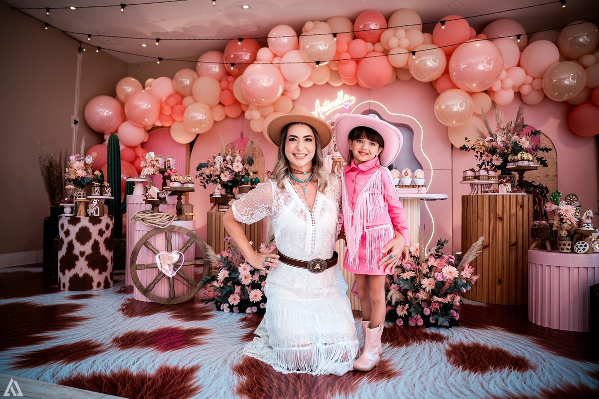 Festa Infantil 1 Ano Meu primeiro Ano aniversário festa de criança recreaê recreação infantil decoração salão de festa doceria meu pé de jambo pintou alegria Lidia Rezende Maria Faz festa Bellita Festas Andressa Ramos & Matterfloris Juliana Nery Decor