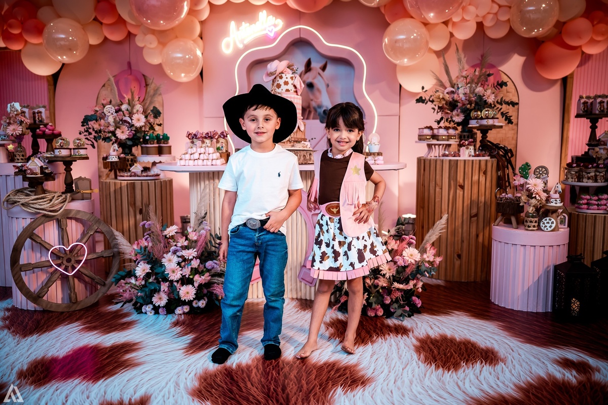 Festa Infantil 1 Ano Meu primeiro Ano aniversário festa de criança recreaê recreação infantil decoração salão de festa doceria meu pé de jambo pintou alegria Lidia Rezende Maria Faz festa Bellita Festas Andressa Ramos & Matterfloris Juliana Nery Decor