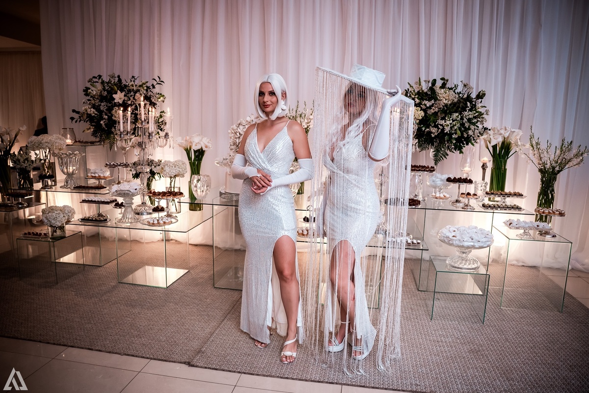 Wedding Casamento Buffet Making Off Decoração Cerimonialista Fotógrafo Vestido Noiva Noivo Camila Hoffmann Cerimonial Elimeire Assessoria de Evento Dani Vidal Vila Nova La Belle Maison Lena Buffet Casarão Penedo Diva Buffet Buquê Resende Penedo 