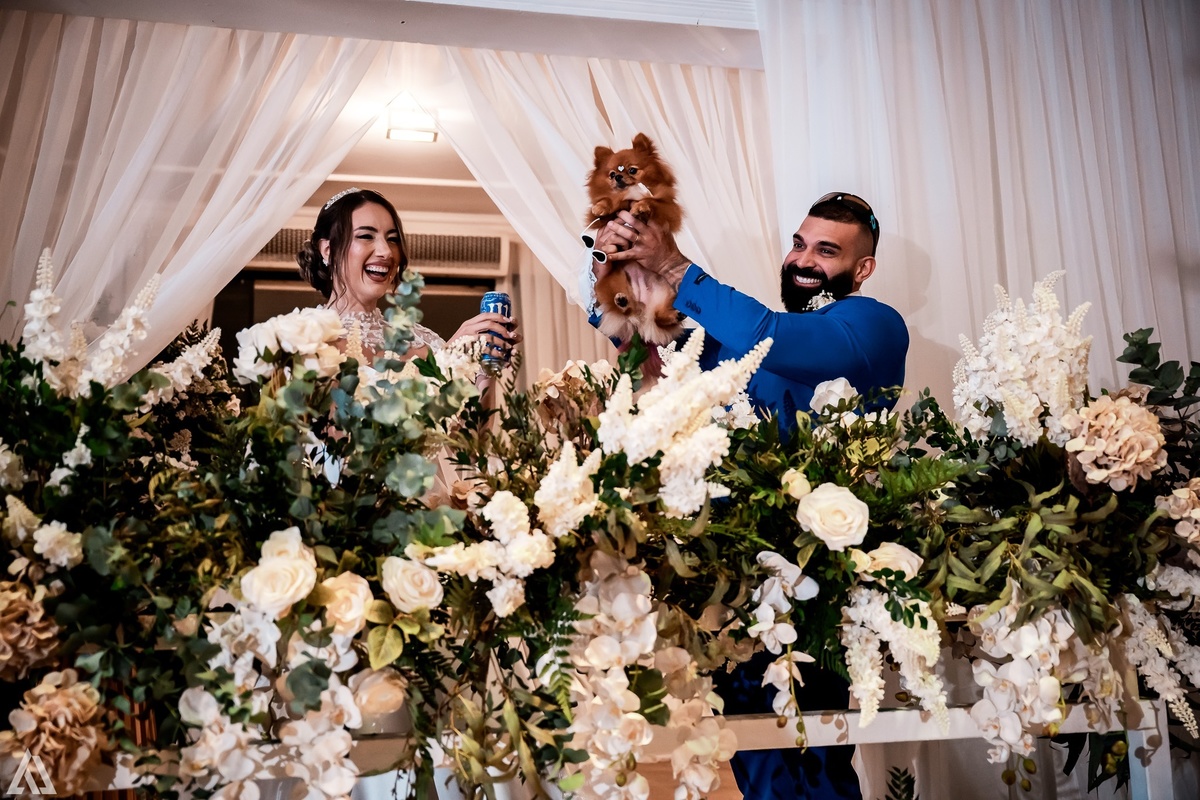 Wedding Casamento Buffet Making Off Decoração Cerimonialista Fotógrafo Vestido Noiva Noivo Camila Hoffmann Cerimonial Elimeire Assessoria de Evento Dani Vidal Vila Nova La Belle Maison Lena Buffet Casarão Penedo Diva Buffet Buquê Resende Penedo 