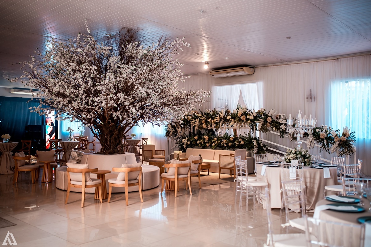 Wedding Casamento Buffet Making Off Decoração Cerimonialista Fotógrafo Vestido Noiva Noivo Camila Hoffmann Cerimonial Elimeire Assessoria de Evento Dani Vidal Vila Nova La Belle Maison Lena Buffet Casarão Penedo Diva Buffet Buquê Resende Penedo 